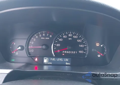 2010 Cadillac Dts Luxury Collection z USA, uszkodzony, nr VIN 1G6KD5EYXAU113234